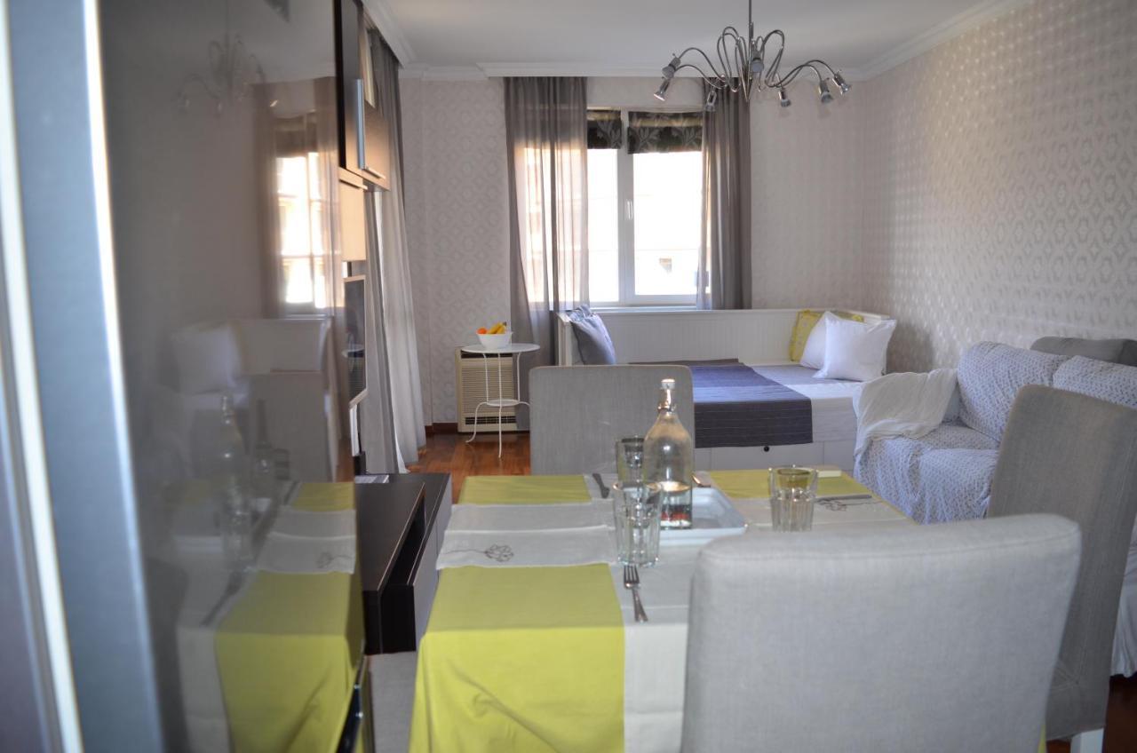 Apartment 3 In Complex Splendid 산콘스탄틴앤헬레나 외부 사진
