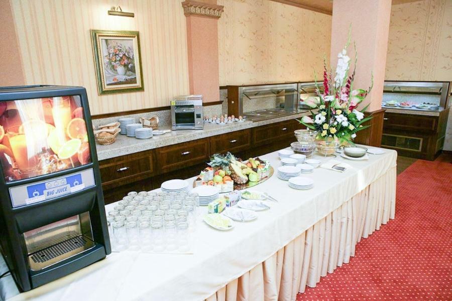 Apartment 3 In Complex Splendid 산콘스탄틴앤헬레나 외부 사진